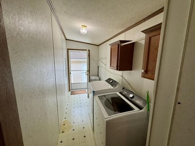 2477 Snyder Domer Road, Springfield, OH 45502 Photo 7