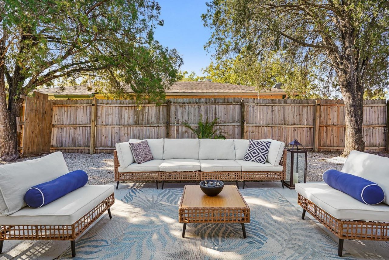 635 Melody Circle , Sarasota, FL 34237 Photo