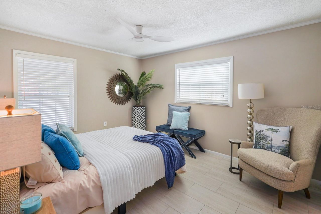 635 Melody Circle , Sarasota, FL 34237 Photo