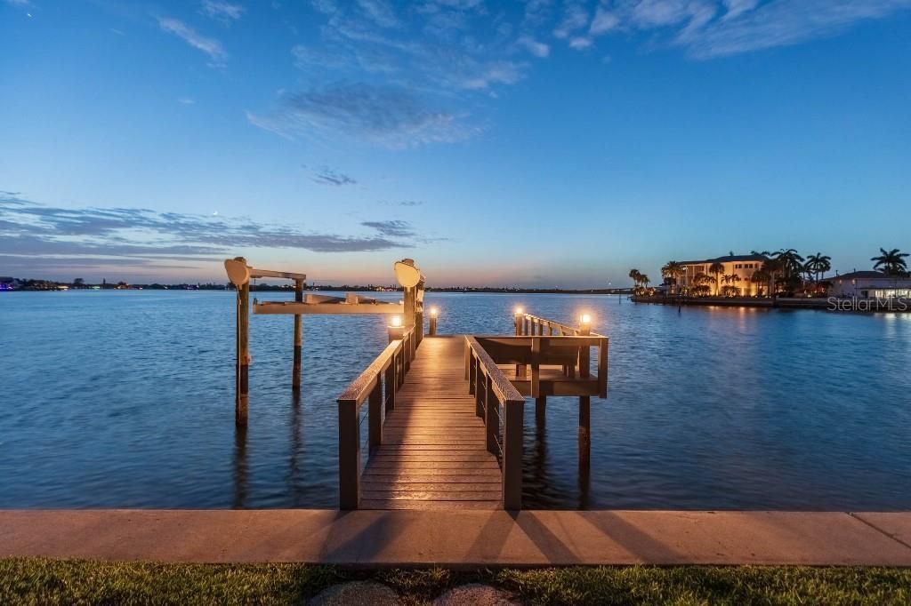 306 Buttonwood Lane, Largo, FL 33770 Photo