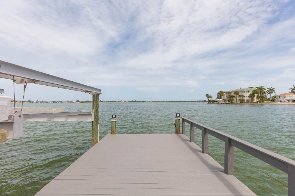 306 Buttonwood Lane, Largo, FL 33770 Photo