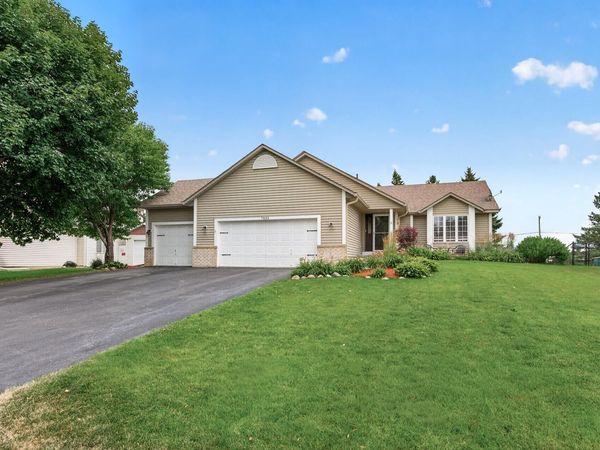 7833 Jorgensen Avenue S, Cottage Grove, MN 55016
