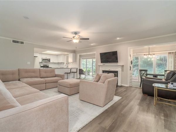 31 Muncy Court SE, Smyrna, GA 30080