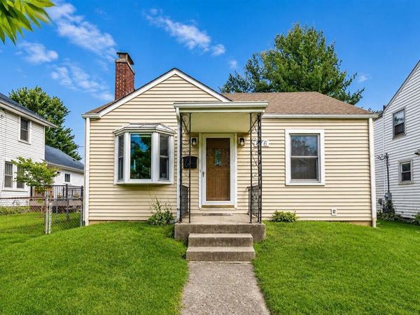 876 Montrose Avenue , Bexley, OH 43209