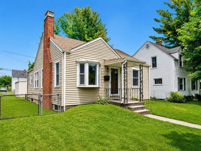 876 Montrose Avenue , Bexley, OH 43209 Photo 3