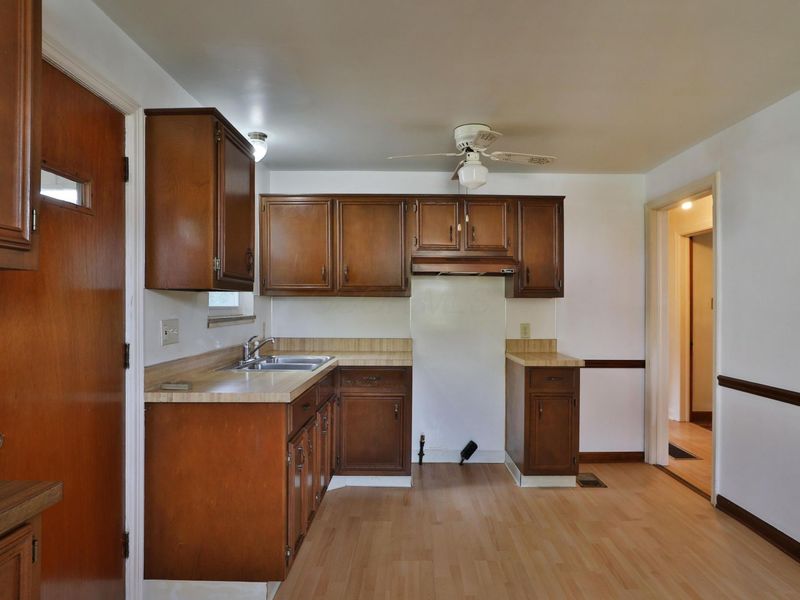 177 E Royal Forest Boulevard , Columbus, OH 43214 Photo 10
