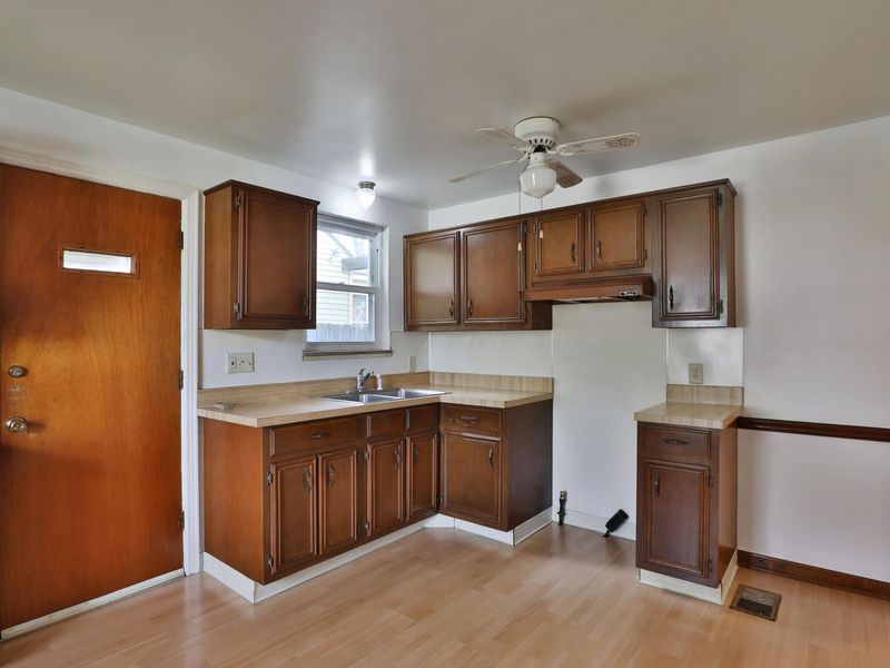 177 E Royal Forest Boulevard , Columbus, OH 43214 Photo 11