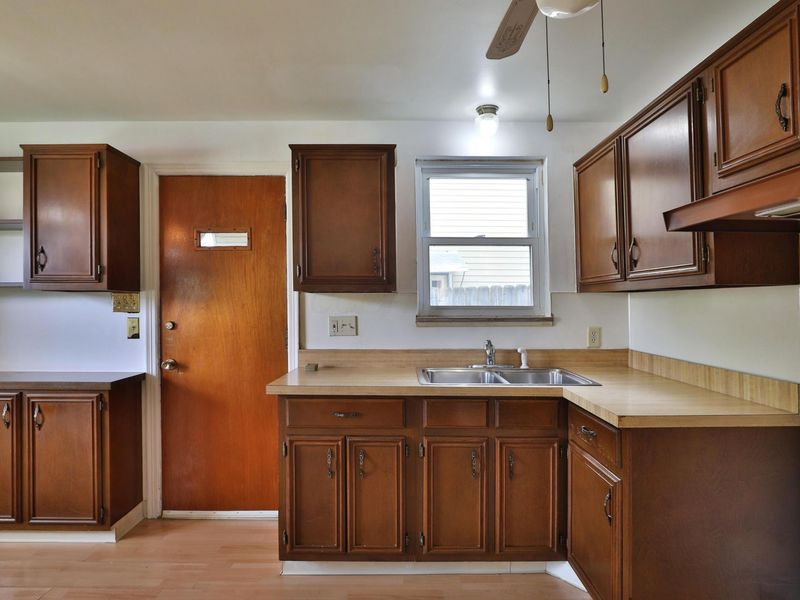 177 E Royal Forest Boulevard , Columbus, OH 43214 Photo 12