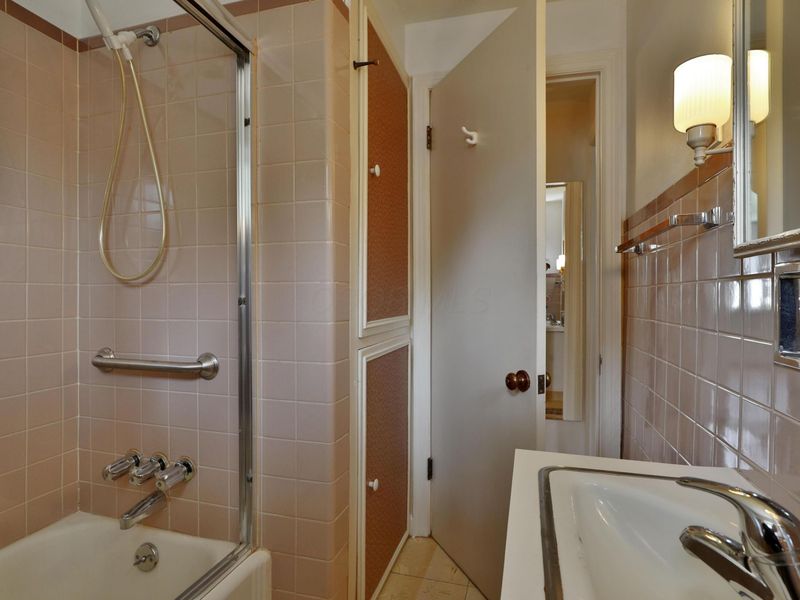 177 E Royal Forest Boulevard , Columbus, OH 43214 Photo 18