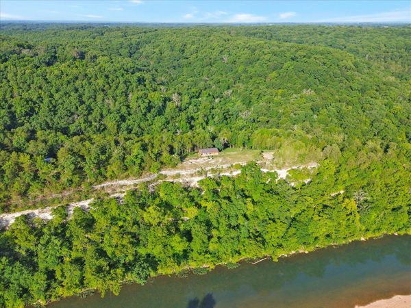 1094 Camp Clark Hill , Galena, MO 65656