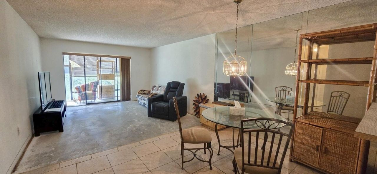7843 Willow Spring Drive, Unit 613, Lake Worth, FL 33467 Photo