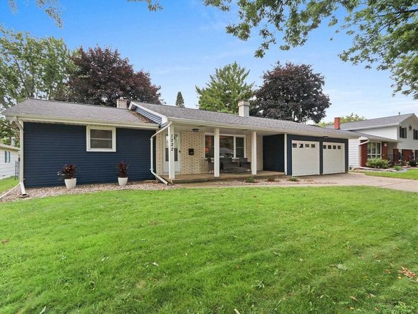 1222 ROYAL BOULEVARD, Green Bay, WI 54303