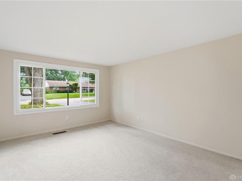 613 Dorsey Court, Washington Township, OH 45459 Photo 8