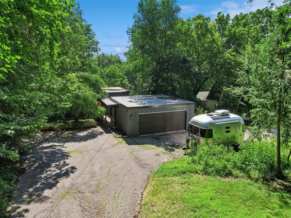 1551 NW 75th Street, Clive, IA 50325