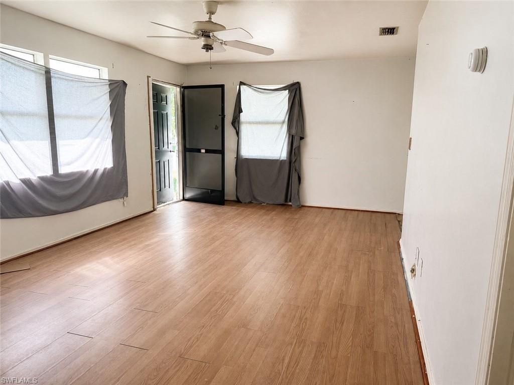 406 San Diego St , North Fort Myers, FL 33903 Photo