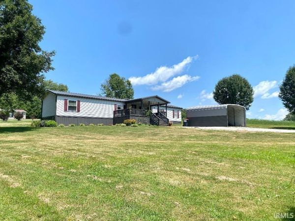 684 N Fox Lane, Switz City, IN 47465