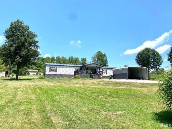 684 N Fox Lane, Switz City, IN 47465