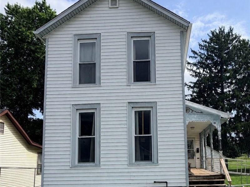1527 Walnut Street, Zanesville, OH 43701 Photo 1