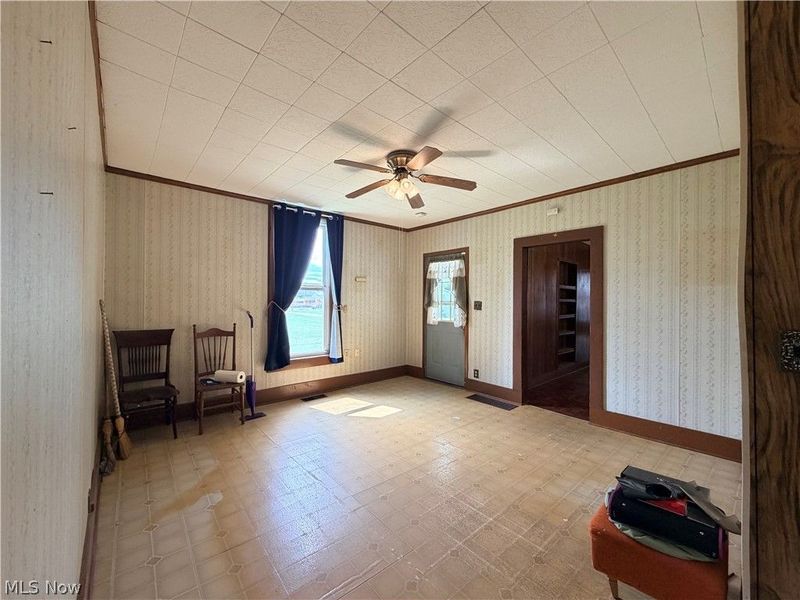 1527 Walnut Street, Zanesville, OH 43701 Photo 6
