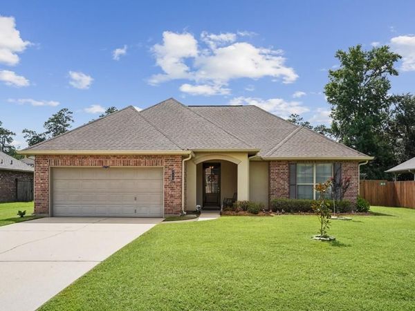 412 DEL SOL Court, Covington, LA 70433