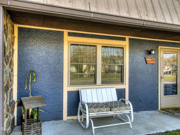 625 S Asbury Drive , Unit APT 11, Pigeon Forge, TN 37863