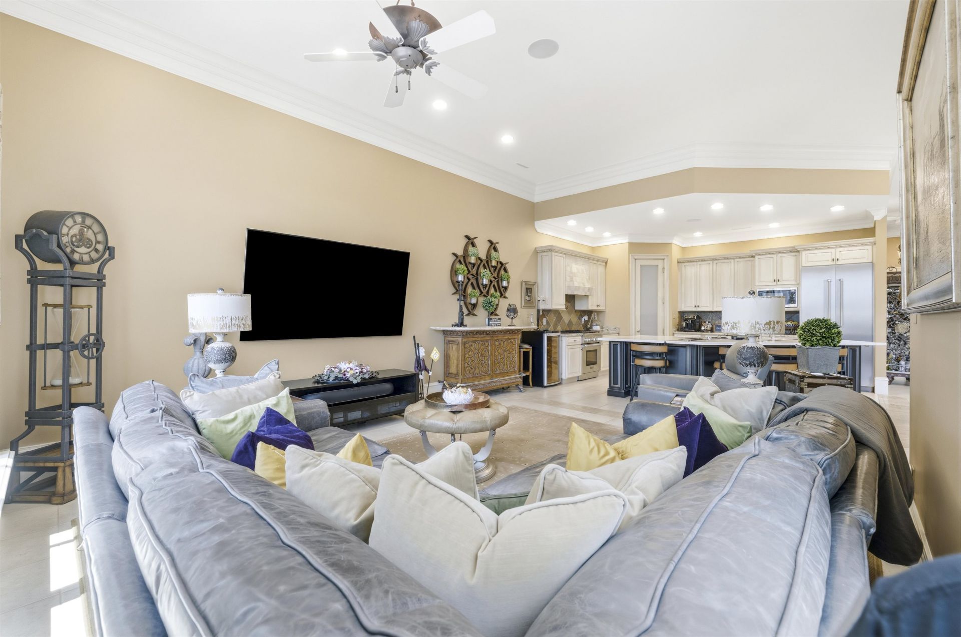 8572 Rosano Circle Photo 11