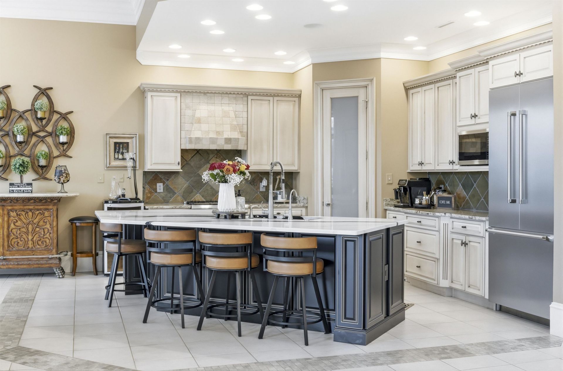 8572 Rosano Circle Photo 13