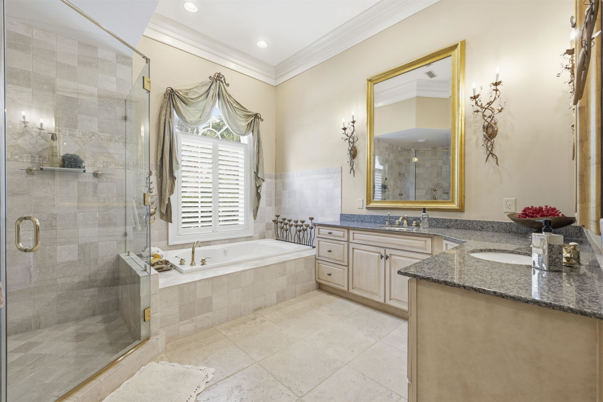 8572 Rosano Circle Photo 21