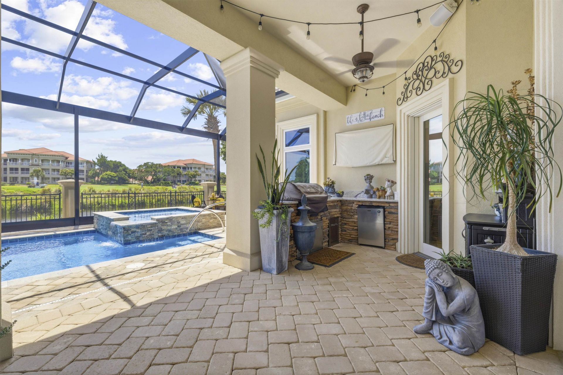8572 Rosano Circle Photo 32