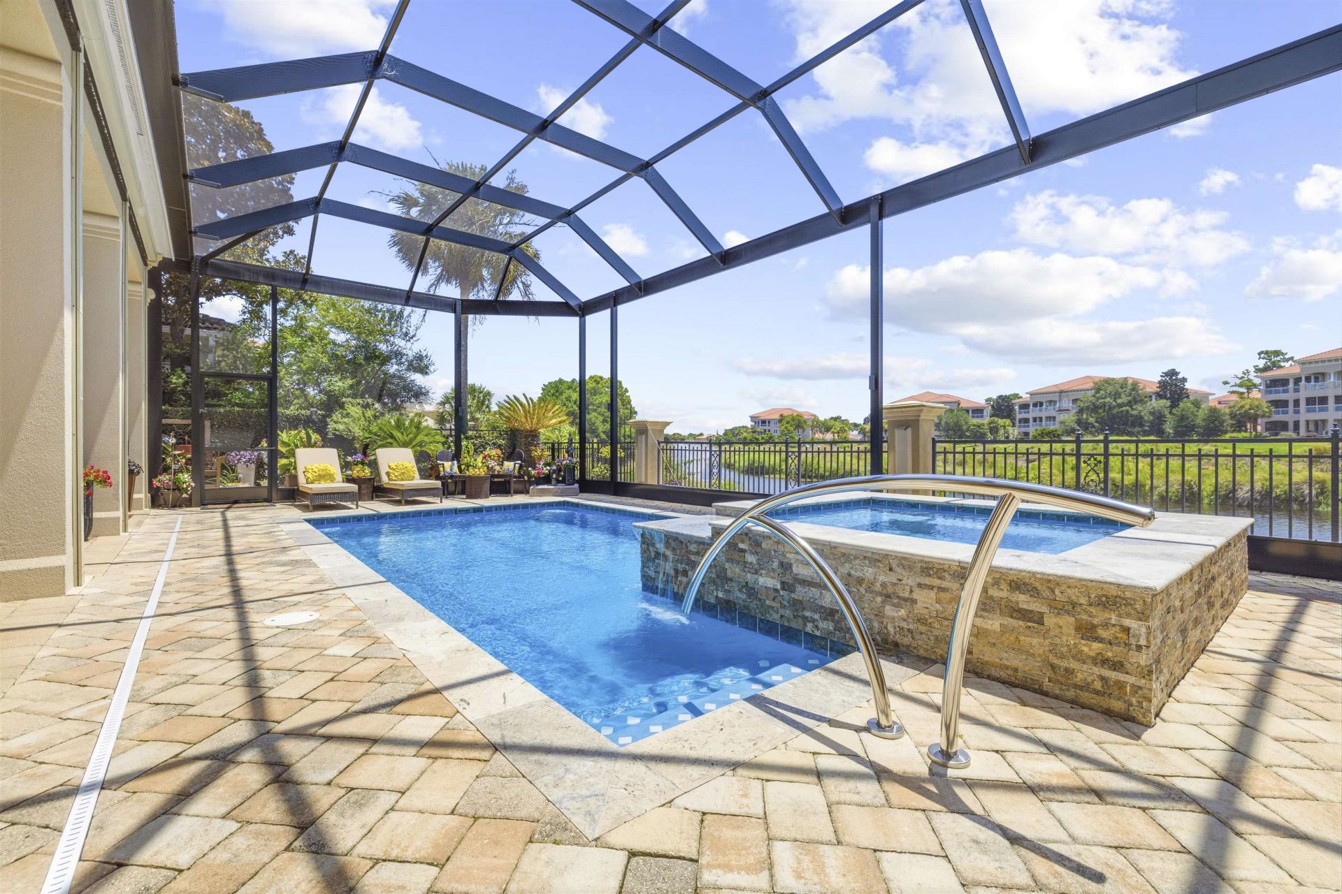 8572 Rosano Circle Photo 33