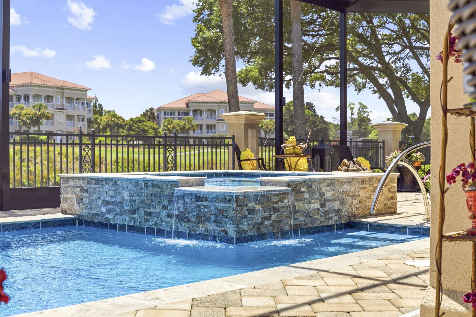 8572 Rosano Circle Photo 40