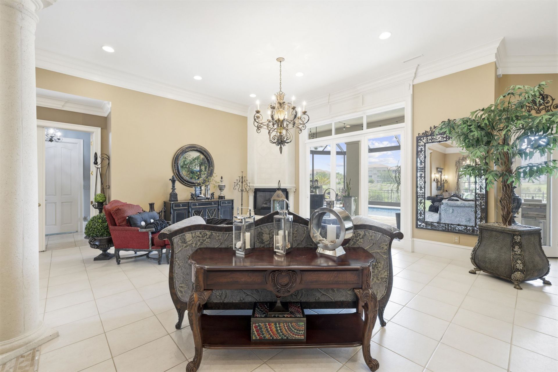 8572 Rosano Circle Photo 6