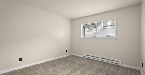 745 Jamaica Avenue, Unit APT 1, Reno, NV 89502 Photo