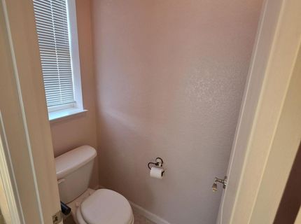 155 Hazelnut Drive, Fernley, NV 89408 Photo