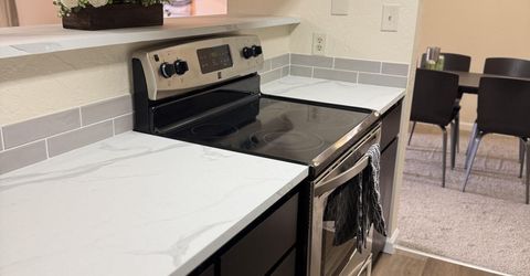 2955 S Lakeside Drive, Unit 202, Reno, NV 89509 Photo