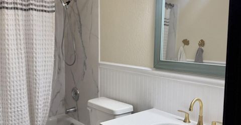 2955 S Lakeside Drive, Unit 202, Reno, NV 89509 Photo