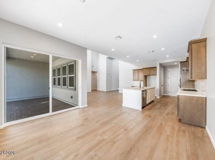 7565 Carpathia Drive, Unit Cordoba 37, Sparks, NV 89436 Photo
