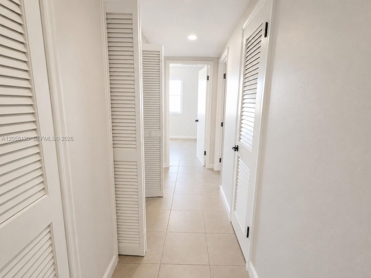 932 W 80th Pl , Hialeah, FL 33014 Photo