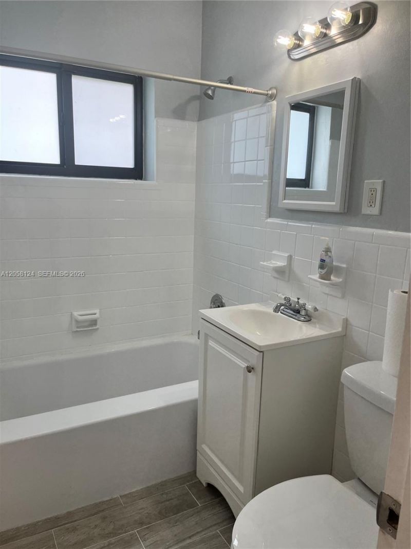 11535 SW 139th Ter , Unit n/a, Miami, FL 33176 Photo