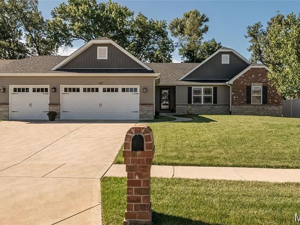 132 Albany Manor Drive , Wentzville, MO 63385