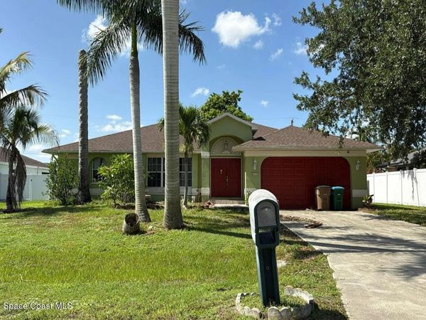 612 SE 31st Terrace , Cape Coral, FL 33904