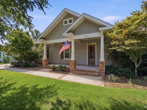 1407 E Hernandez St, Pensacola, FL 32503