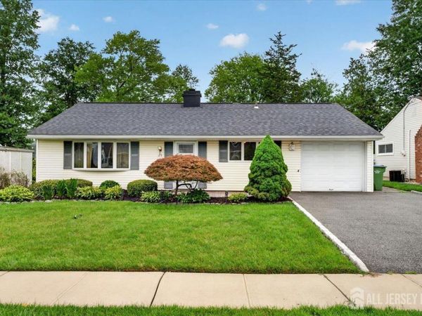 25 Kenmore Road , Edison, NJ 08817
