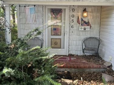 10056 N Locust Street, Kansas City, MO 64155