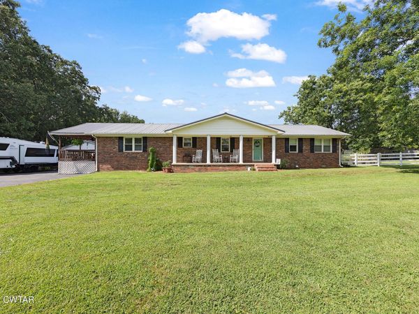 207 Sidney Baird Road , Bradford, TN 38316