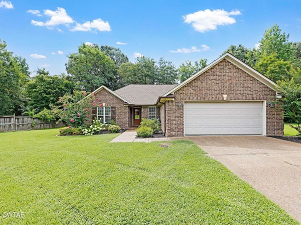 5369 Shoreline Drive , Milan, TN 38358