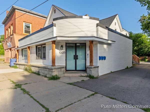 1205 Bridge Street NW, Grand Rapids, MI 49504
