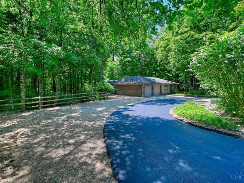 6427 Visitation Drive, Green Township, OH 45248 Photo 1
