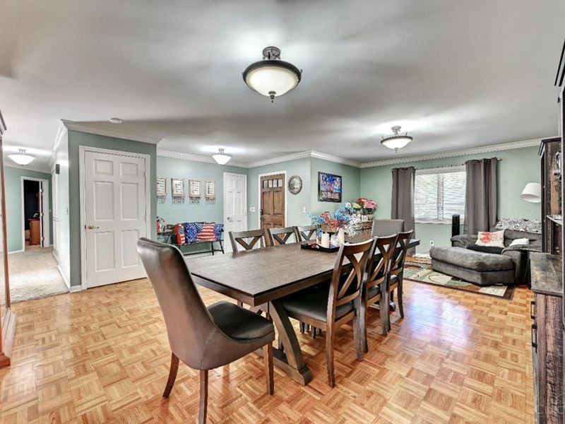 6427 Visitation Drive, Green Township, OH 45248 Photo 4