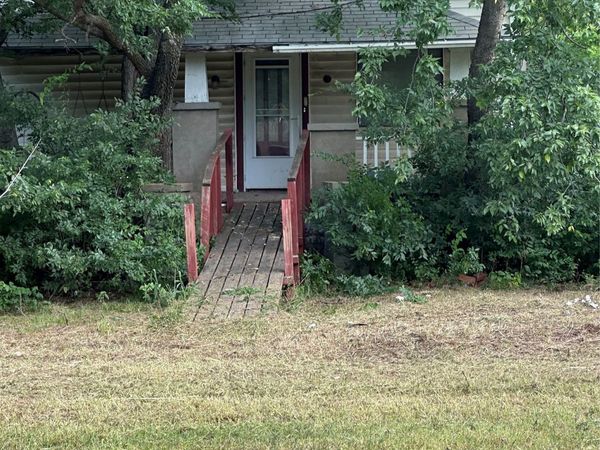 165 W 2nd Street , Jennings, OK 74038